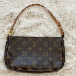 Louis Vuitton Pochette
